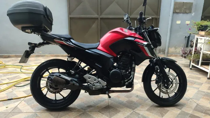 Yamaha F25 2024