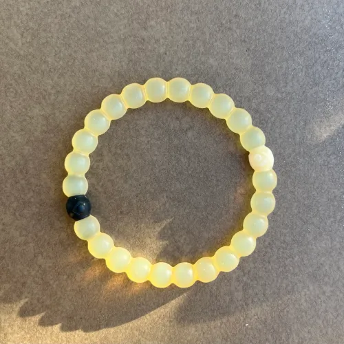 Pulseira Lokai similar
