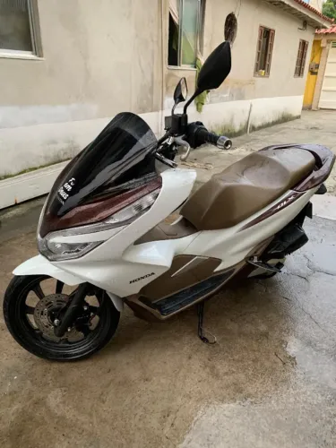 Vendo honda pcx 2021 único dono