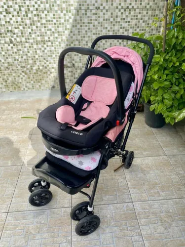 Carrinho de bebê + bebê conforto