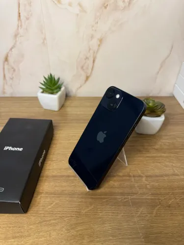 iPhone 14 256GB - Saúde da bateria em 93%