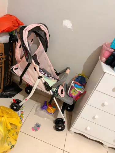 Carrinho de bebê, Andador, Cercadinho e bebê conforto