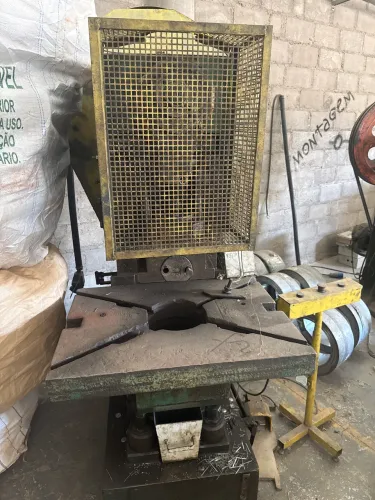 Prensa excêntrica de 45 T