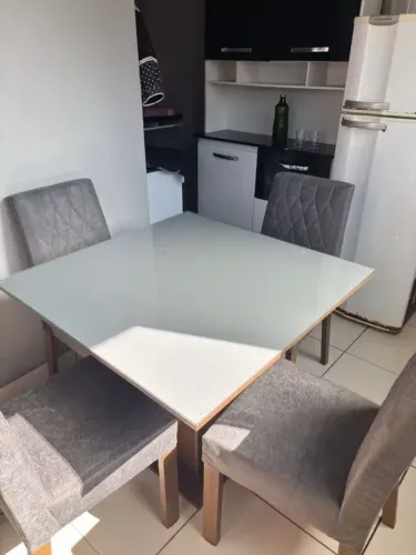 Conjunto Sala de Jantar Tampo de Vidro 4 Cadeiras Capri Madesa