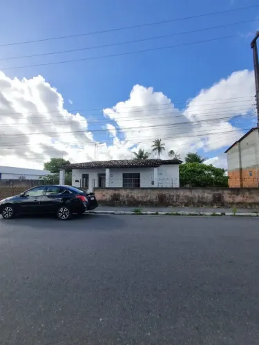 Casa à venda em rua pública, CENTRO, São Cristóvão, SE