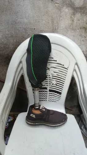 Prótese transtibial Lado Direito