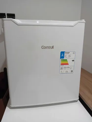 Frigobar Consul 47L Branco CRC04AB