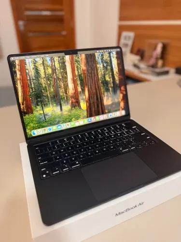 MacBook M2 16/256gb Garantia Apple 22 ciclos!