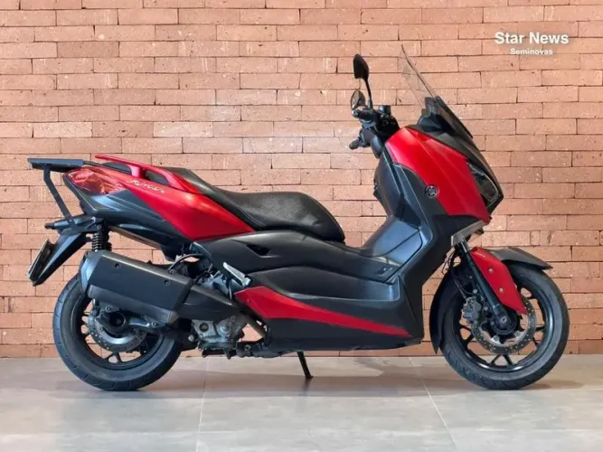 YAMAHA XMAX 2021