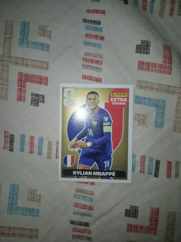Figurinha copa 2026 Mbappe ouro extra sticker em ótimo estado.