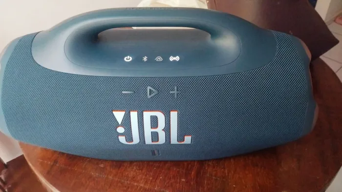 Vendo JBL 4 , 2 meses de uso
