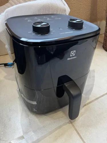AirFryer Electrolux 3L - NUNCA USADA