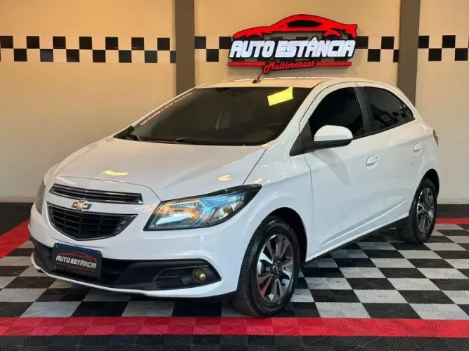 Chevrolet Onix Hatch LTZ 1.4 8V Flex Mec. 4P 2016