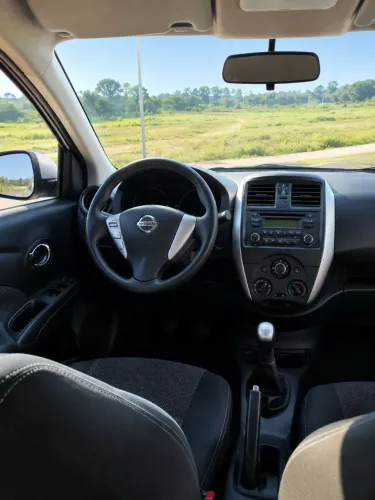 Nissan Versa SV 1.6 16V Flexstart 4P Mec. 2017