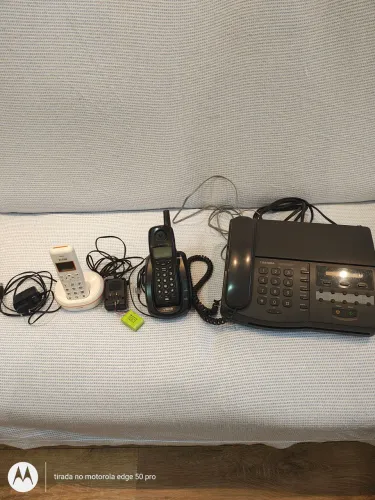 Kit 2 telefones sem fios e um Fax Toshiba