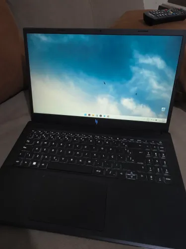 Acer Nitro V15 i5 8gb 512gb rtx 3050