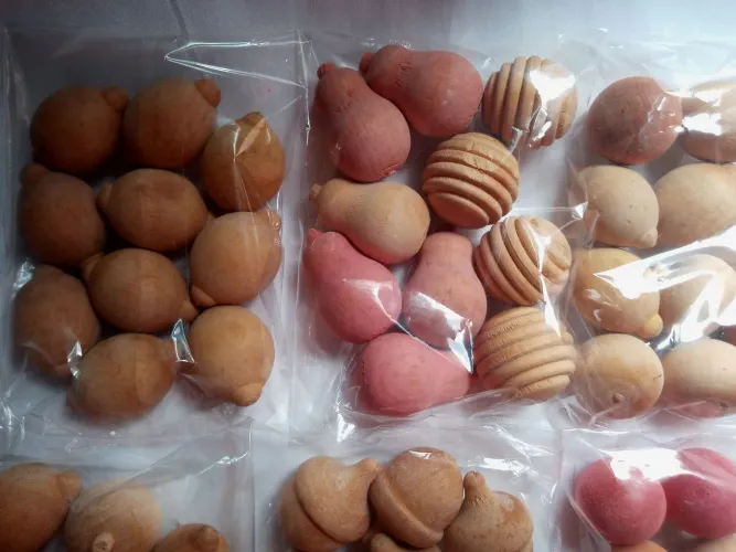 Kit 10 Frutinhas de Madeira Aromatizadoras p/ Óleos Essenciais