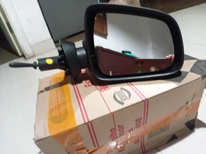 Vendo retrovisor logan/sandero2009/2010/2011/ 2012 -novo/ manual