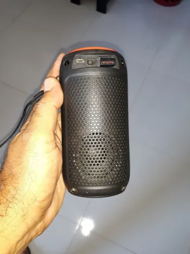 Caixa de som tipo jbl