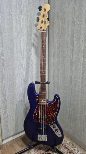 Contrabaixo Fender MX Jazz JB 4 Cordas