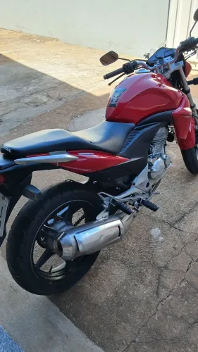 Moto cb300