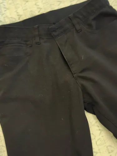 Calça Calvin Klein TAM 42 lindíssima preta