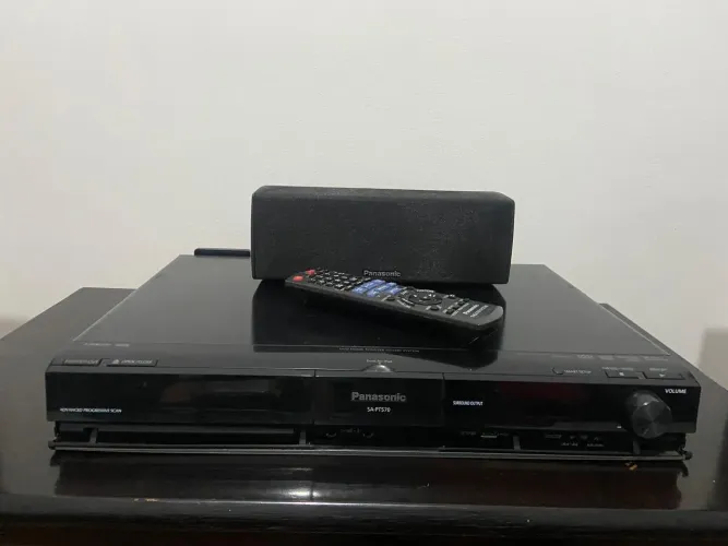 Oportunidade! Vendo Home Theater Panasonic modelo SA-PT570 impecável
