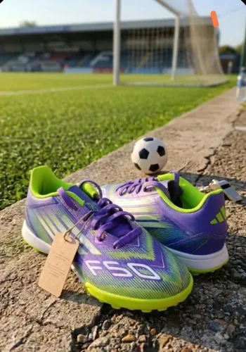 Desapego Chuteira ADIDAS F50 SPRINTGRID infantil!