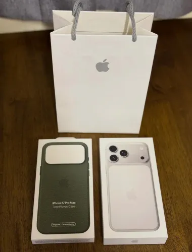 iPhone 17 pro Max NOVO