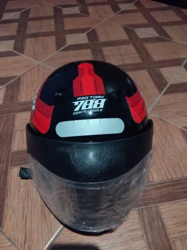 Capacete