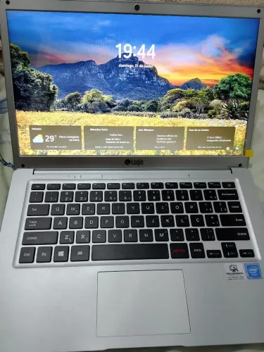 Notebook LOGIN