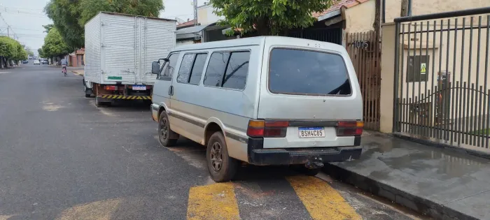Kia Motors Besta EST 2.7 Diesel (10/12lug.) 1993