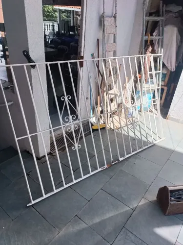 Grade de proteção de ferro