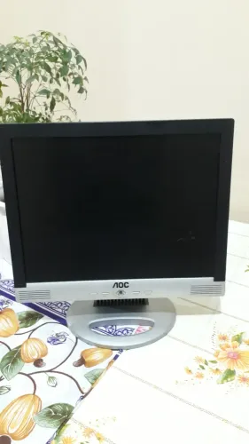 Monitor para PC 15 polegadas Marca: OAC. Perfeito!!!