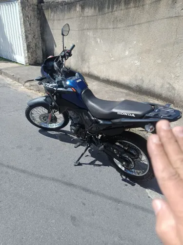 Vendo XRE 190 impecável