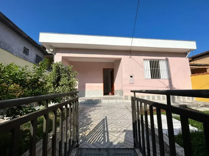 Casa com 02 dormitórios à venda, 100 m² na Vila Luzita - Santo André/SP