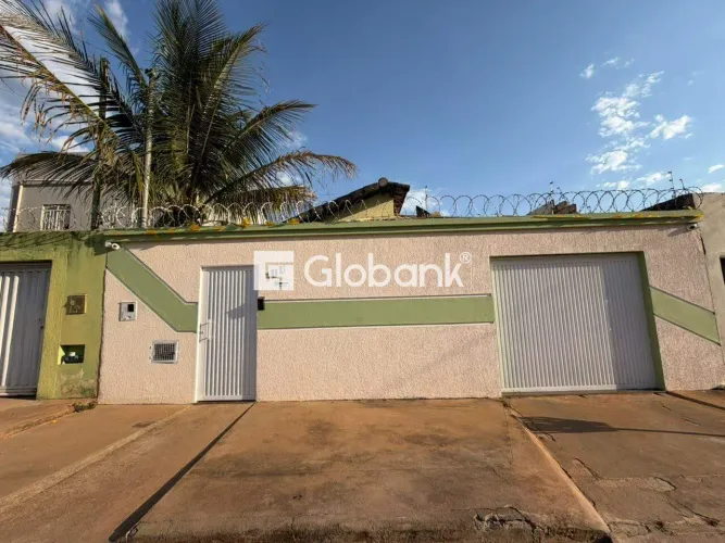 Casa 3 quartos para aluguel Independência 80m² Montes Claros MG