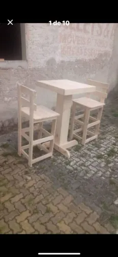 Linda Mesa de Pallet Tratado