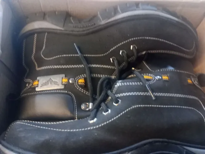 Bota da cat 