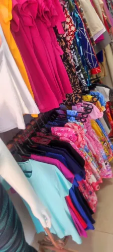 Produtos para loja só vendo tudo! 5.500l