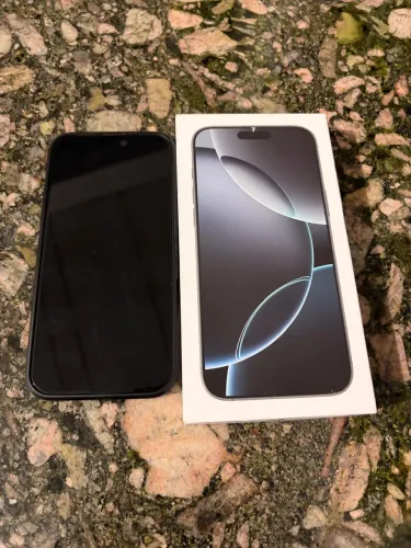iPhone 16 Pro Max