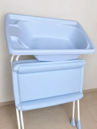 Banheira com suporte