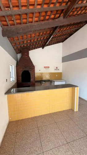 Vendo Apartamento no condomínio Vitré - 3º Andar - Nascente