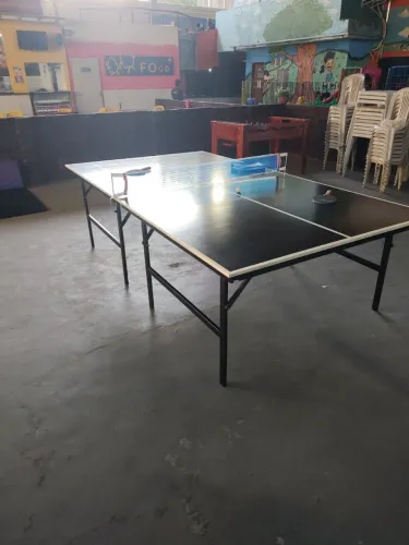 Ping pong retrátil