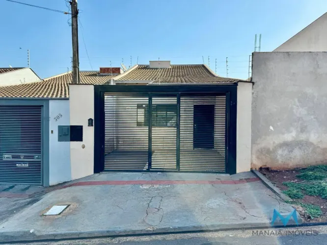 Casa com 3 dormitórios para alugar - Rua Antônio Inácio Pereira, n° 304, Jd. Coliseu - Lon