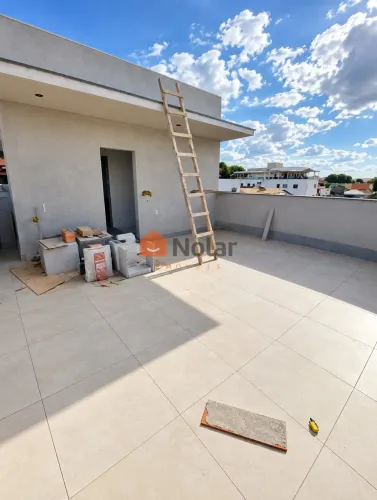 Cobertura de 3 quartos com suíte e 2 vagas À Venda no bairro Santa Amélia em Belo Horizont