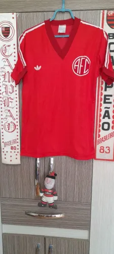 Camisa América do Rio de Janeiro  / adidas número 4 início da década de 80