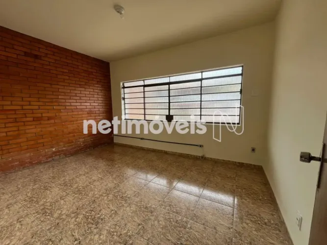 Casa de 4 quartos Ampla à Venda 259m²; Bairro Santa Cruz