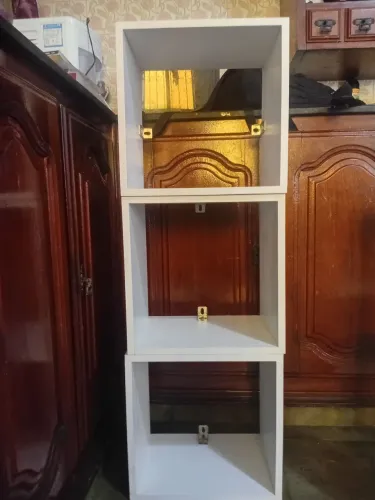 Ninchos individuais de MDF brancos