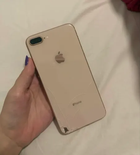 VENDO IPHONE 8PLUS